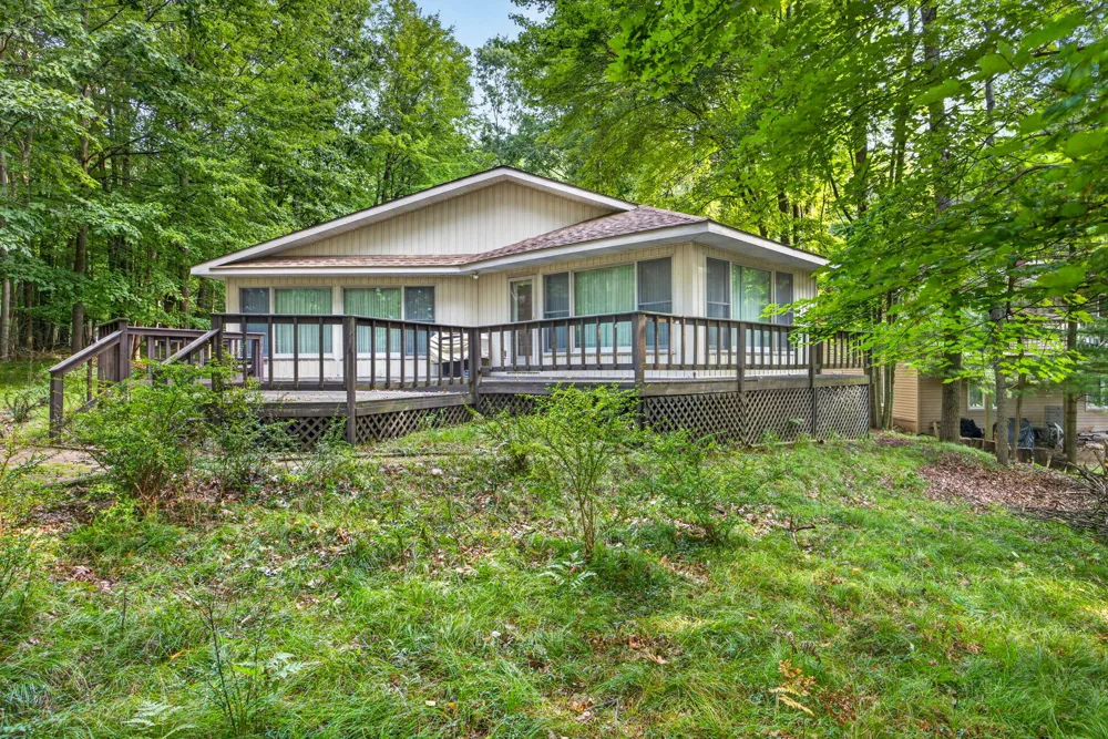 9855 Golf Port Drive Austin Township, MI 49346