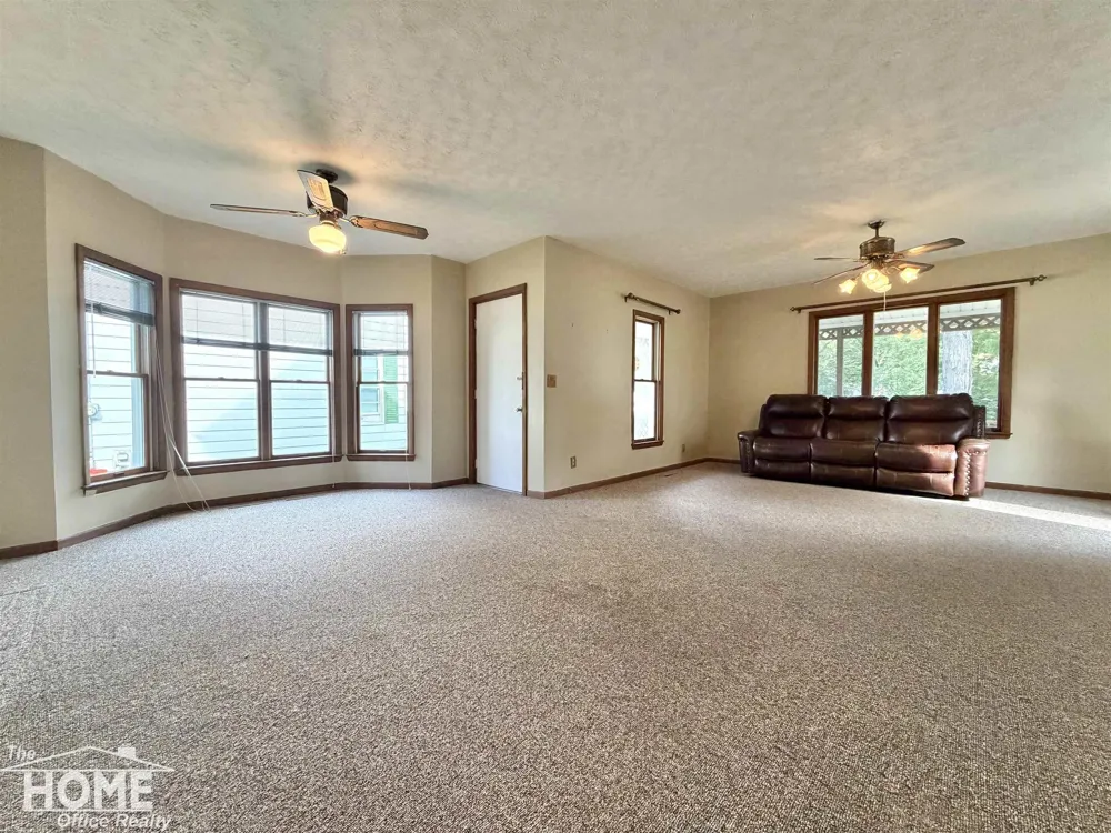 416 E King Street Owosso City, MI 48867