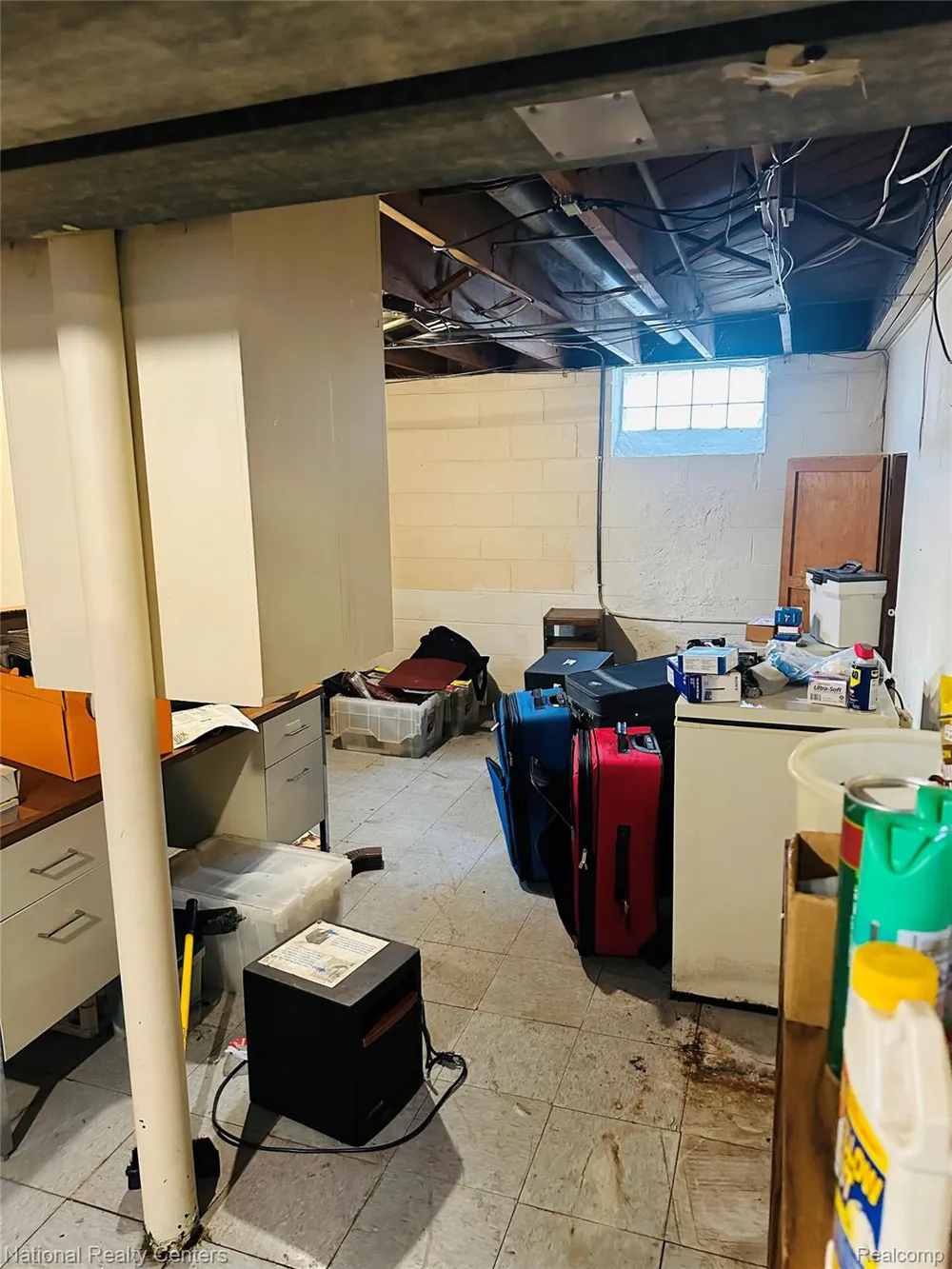 24051 Berkley Street Oak Park City, MI 48237