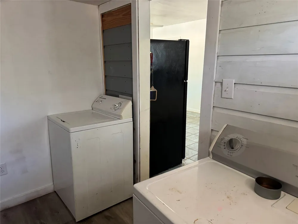 649 Cherry Street Baird, TX 79504