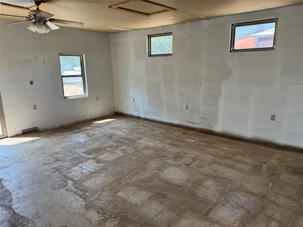 649 Cherry Street Baird, TX 79504