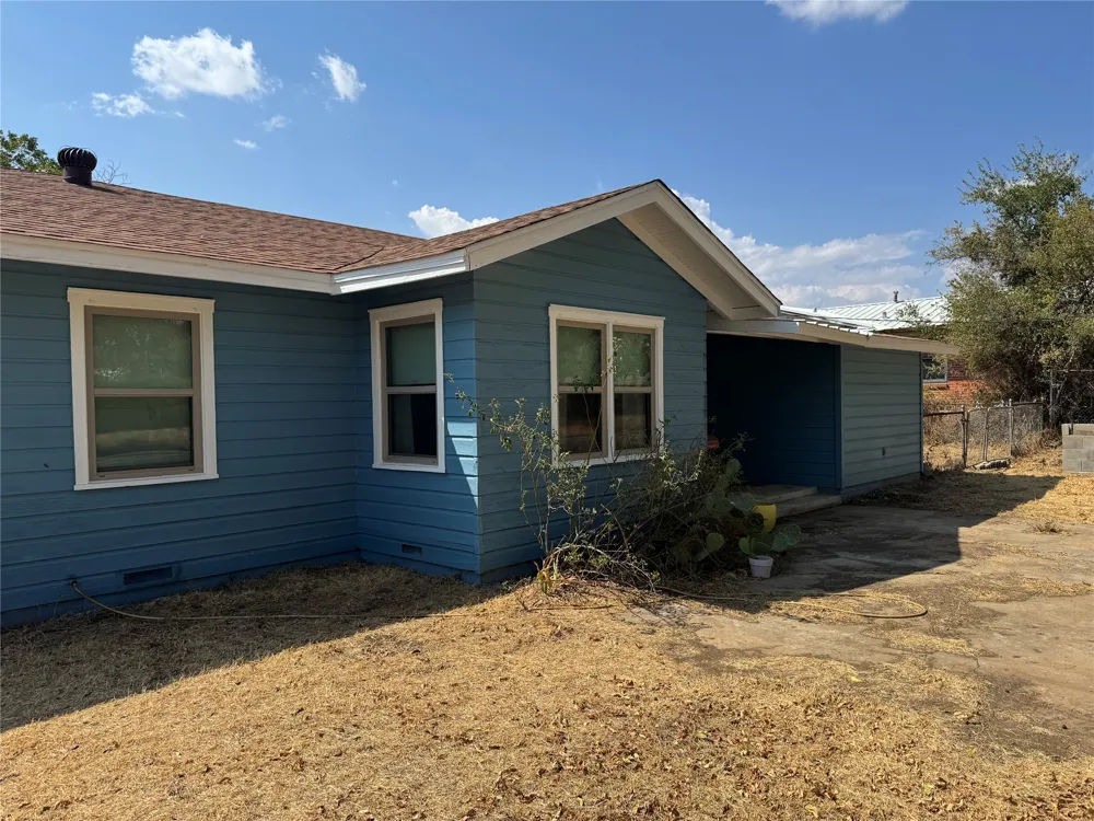 649 Cherry Street Baird, TX 79504