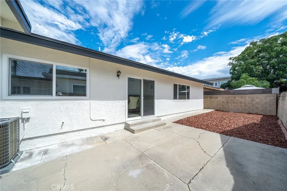 595 W 13th Street San Pedro, CA 90731