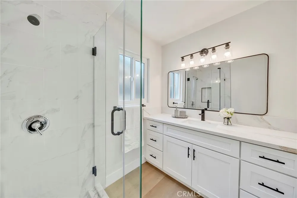 595 W 13th Street San Pedro, CA 90731