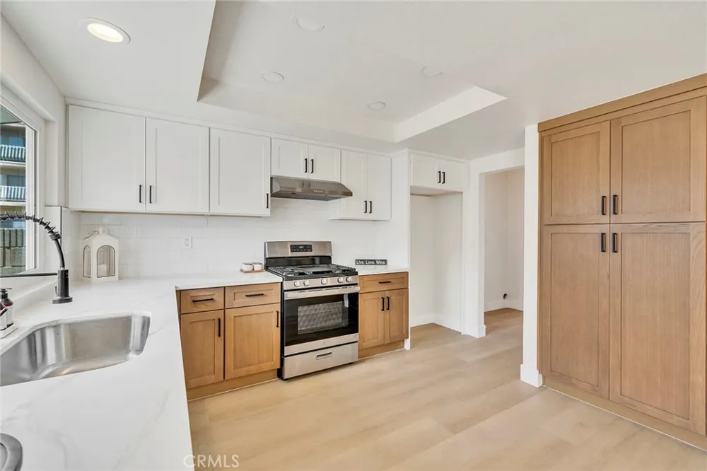 595 W 13th Street San Pedro, CA 90731