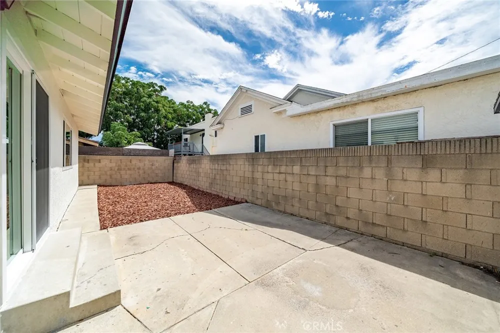 595 W 13th Street San Pedro, CA 90731