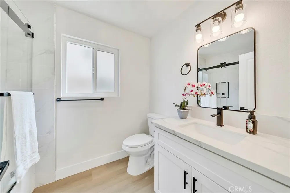 595 W 13th Street San Pedro, CA 90731