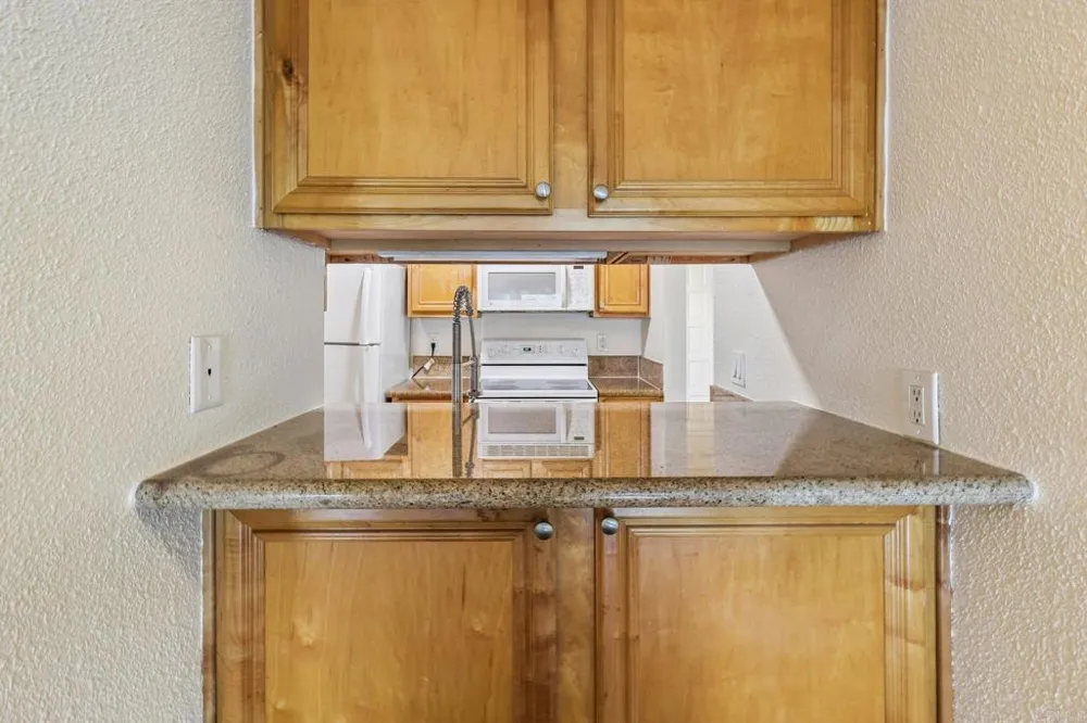 4041 Oakcrest Drive #303 San Diego, CA 92105