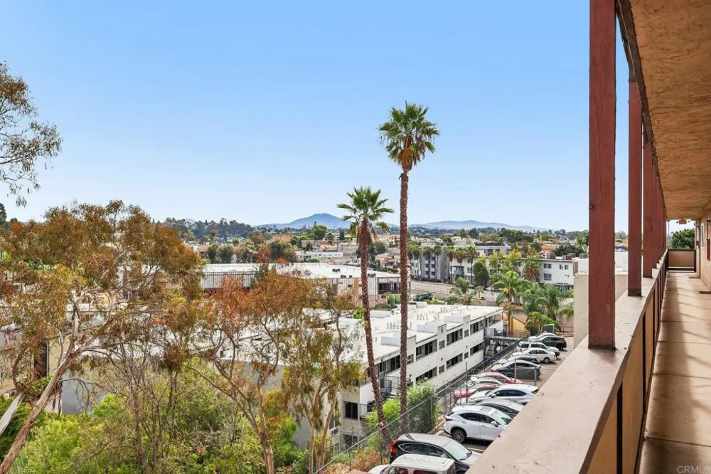 4041 Oakcrest Drive #303 San Diego, CA 92105