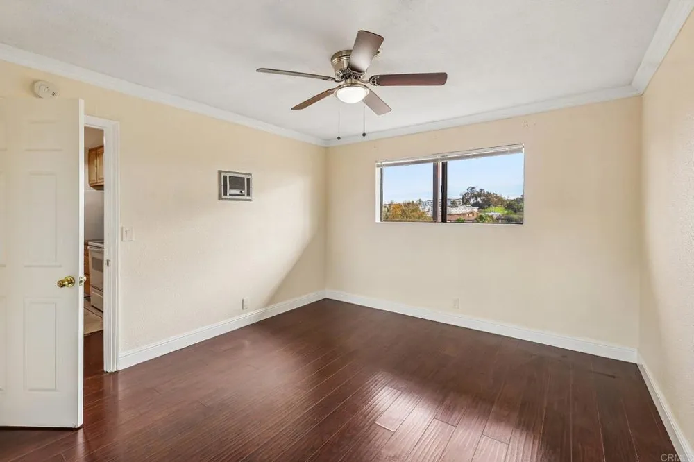 4041 Oakcrest Drive #303 San Diego, CA 92105