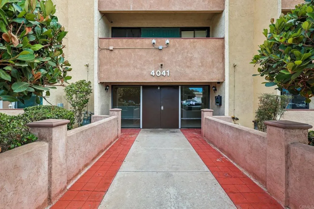 4041 Oakcrest Drive #303 San Diego, CA 92105