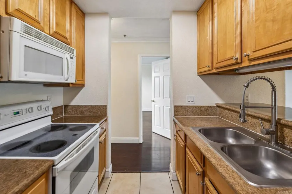 4041 Oakcrest Drive #303 San Diego, CA 92105