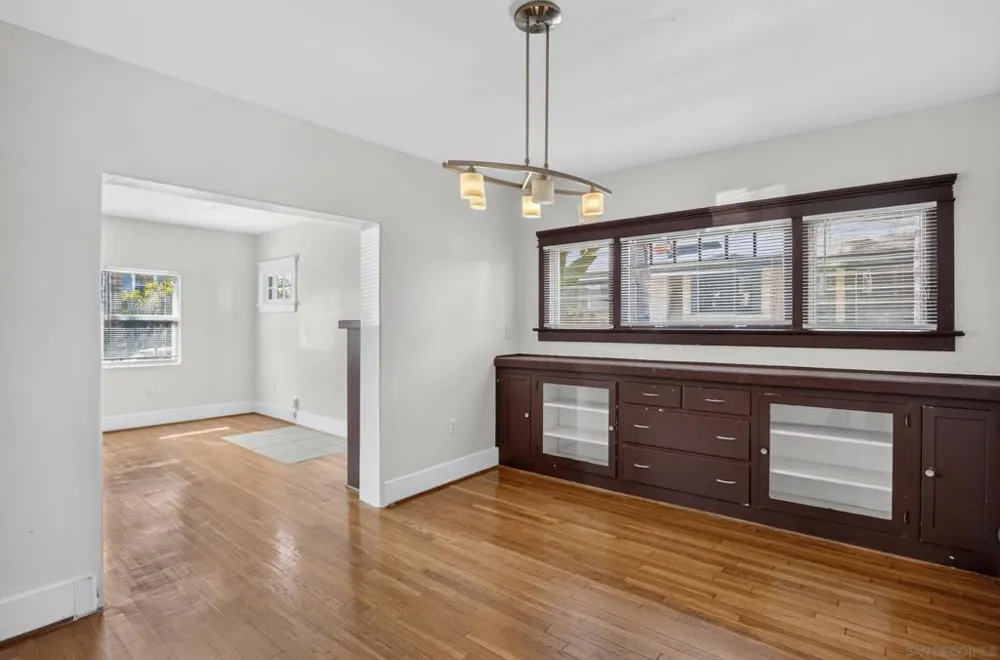 3739 1St San Diego, CA 92103