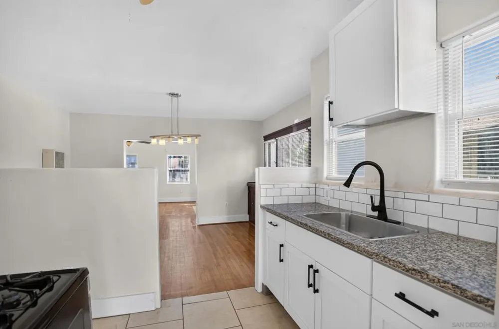 3739 1St San Diego, CA 92103