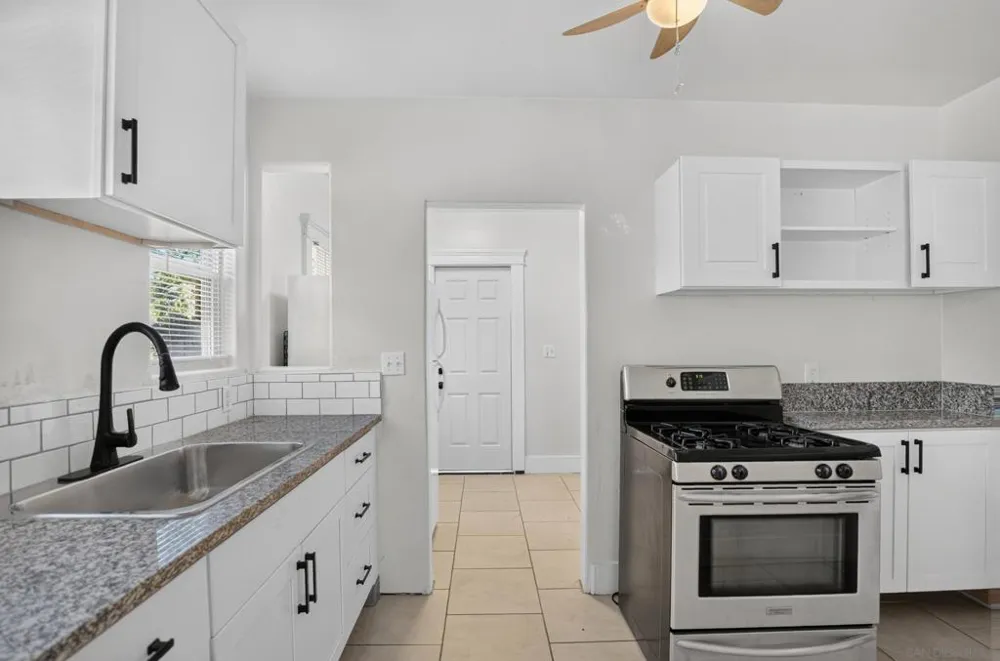 3739 1St San Diego, CA 92103