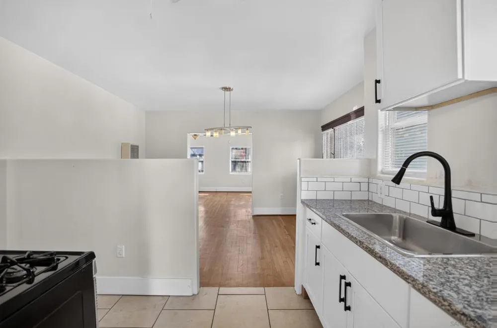 3739 1St San Diego, CA 92103