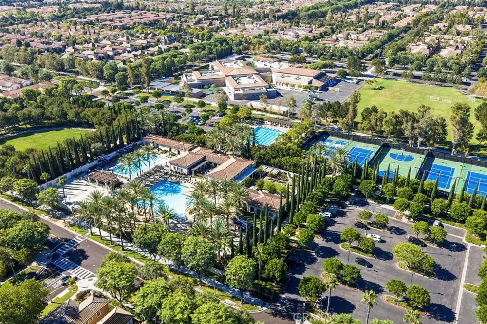102 Mission Irvine, CA 92620