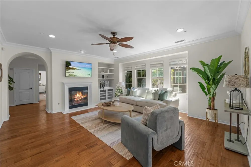 102 Mission Irvine, CA 92620