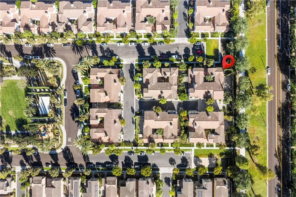 102 Mission Irvine, CA 92620
