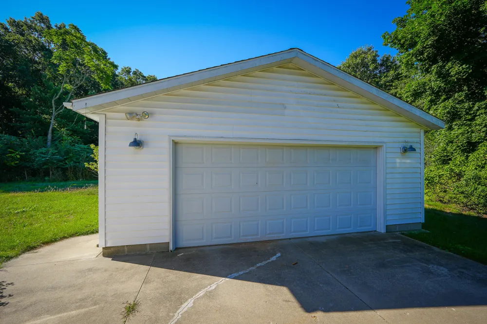 1807 Shettler Road Muskegon, MI 49444