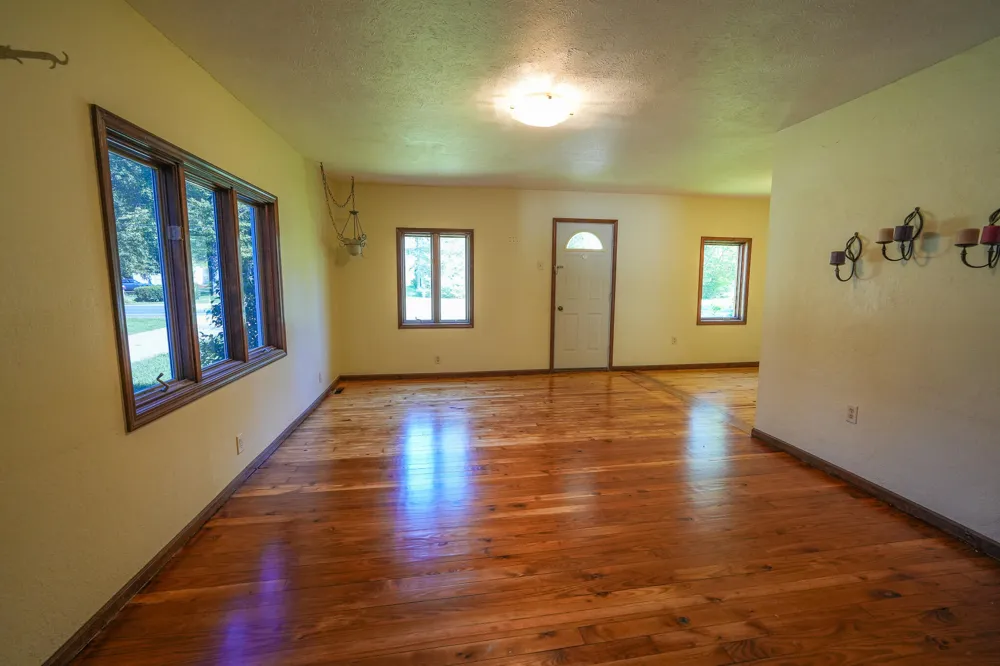1807 Shettler Road Muskegon, MI 49444