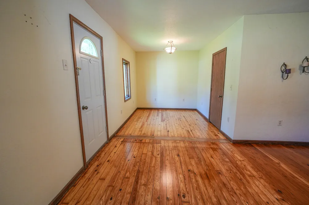 1807 Shettler Road Muskegon, MI 49444