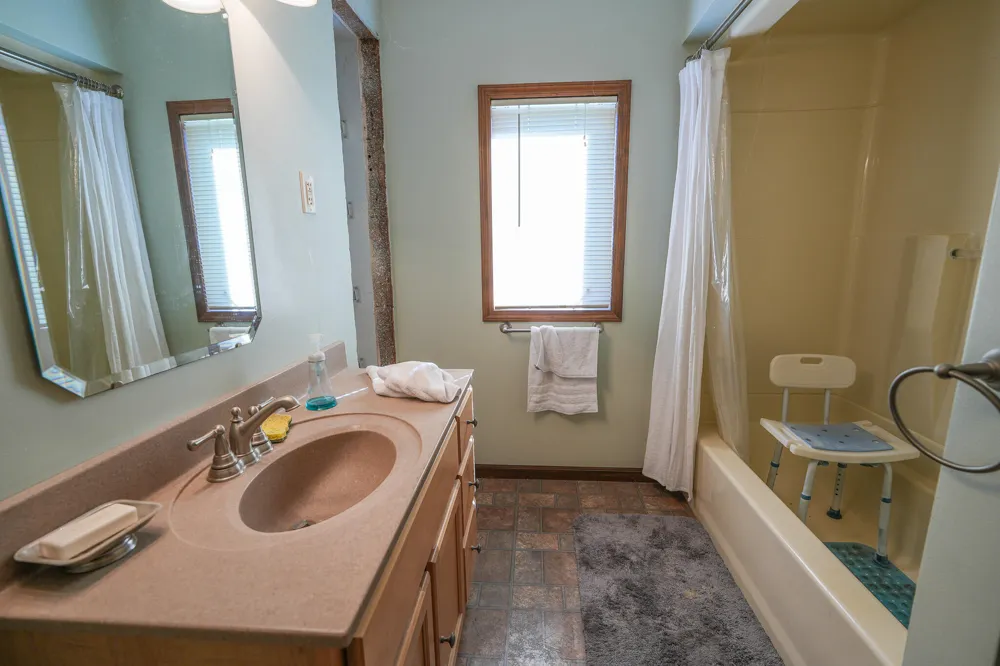 1807 Shettler Road Muskegon, MI 49444