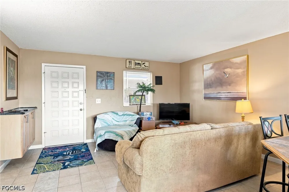 Del Prado Boulevard S #204 Cape Coral, FL 33904