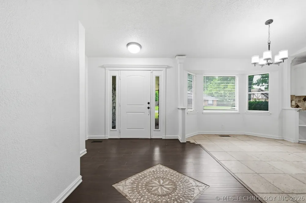 2633 W Dallas Street Broken Arrow, OK 74012