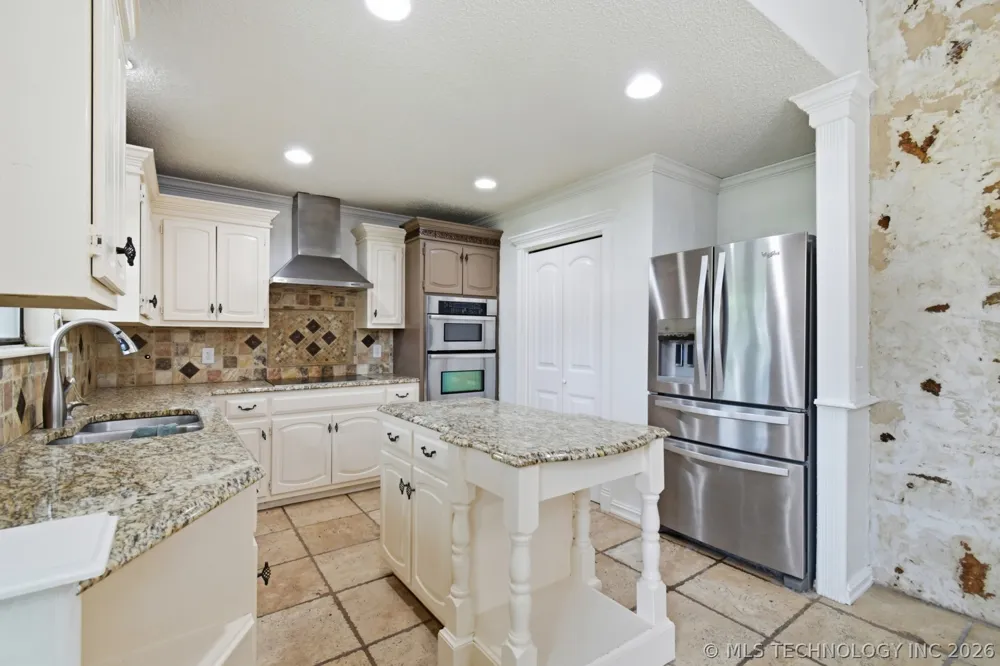 2633 W Dallas Street Broken Arrow, OK 74012