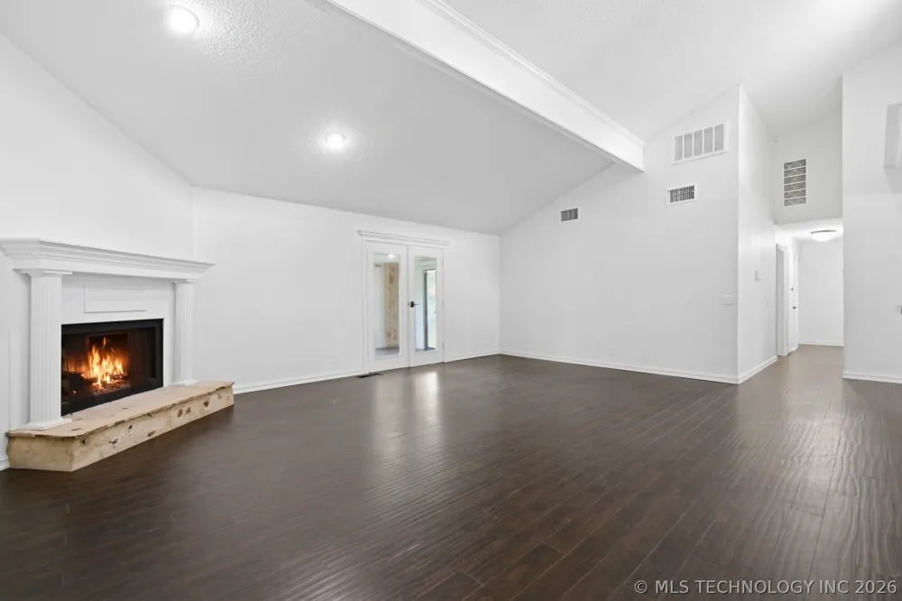 2633 W Dallas Street Broken Arrow, OK 74012
