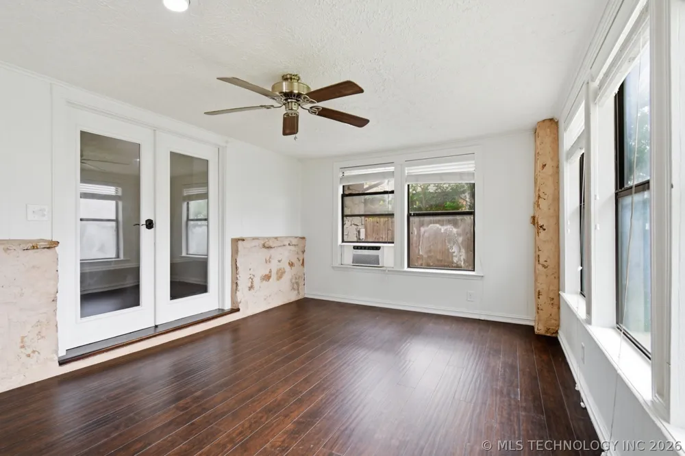 2633 W Dallas Street Broken Arrow, OK 74012