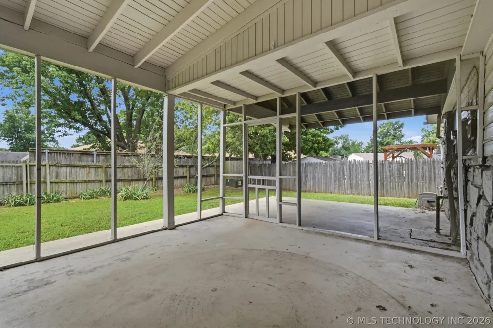2633 W Dallas Street Broken Arrow, OK 74012