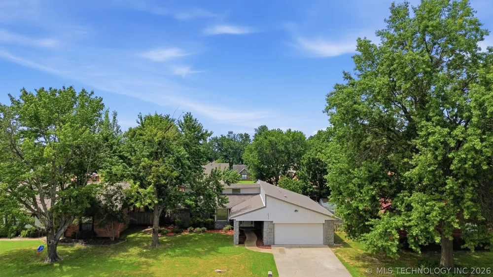 2633 W Dallas Street Broken Arrow, OK 74012