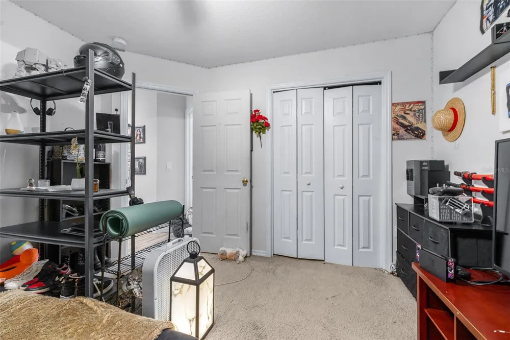 17012 FALCONRIDGE ROAD Lithia, FL 33547