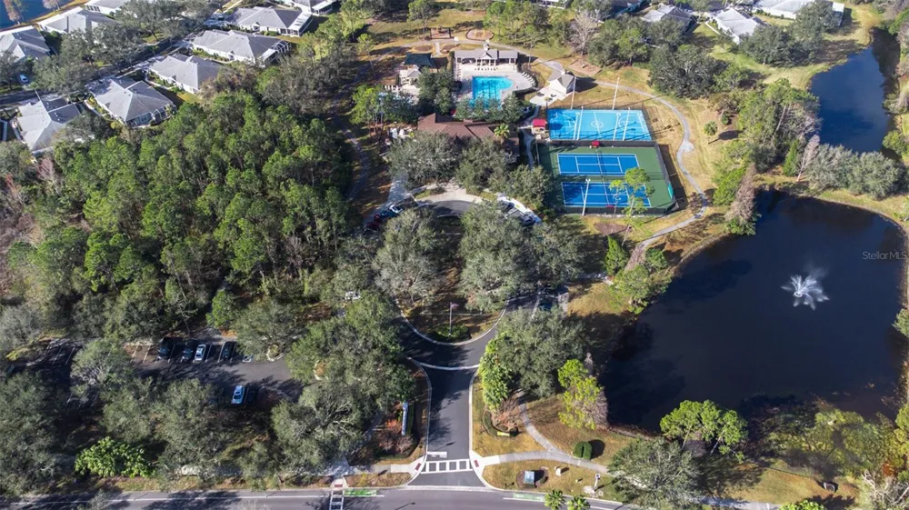 17012 FALCONRIDGE ROAD Lithia, FL 33547