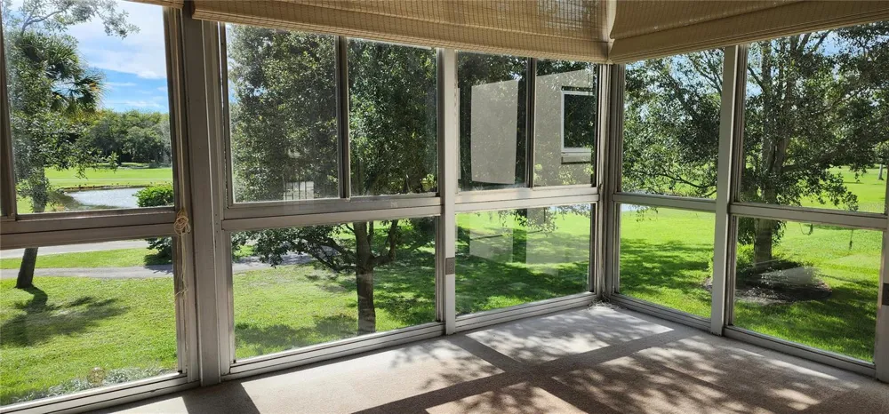 16 COUNTRY CLUB DRIVE #16 Largo, FL 33771