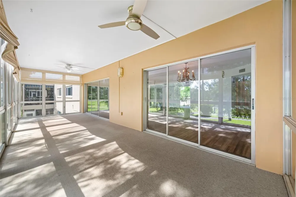 16 COUNTRY CLUB DRIVE #16 Largo, FL 33771