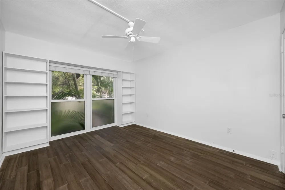 16 COUNTRY CLUB DRIVE #16 Largo, FL 33771