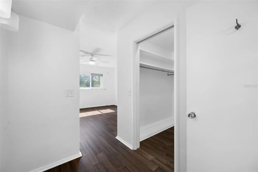 16 COUNTRY CLUB DRIVE #16 Largo, FL 33771