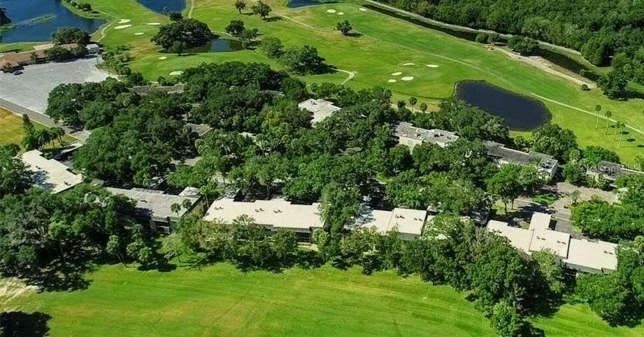 16 COUNTRY CLUB DRIVE #16 Largo, FL 33771