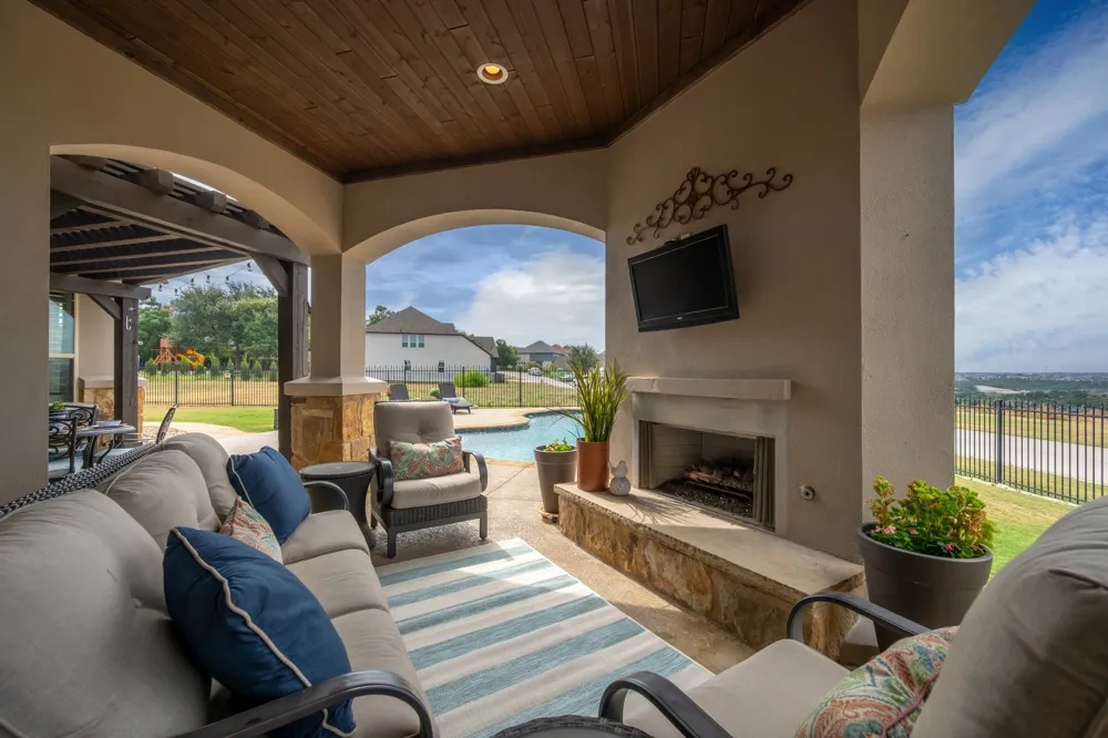 2220 Quarry Loop Leander, TX 78641
