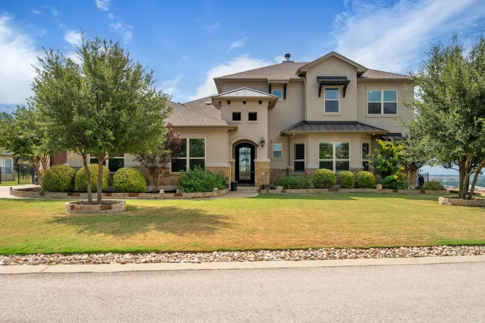 2220 Quarry Loop Leander, TX 78641