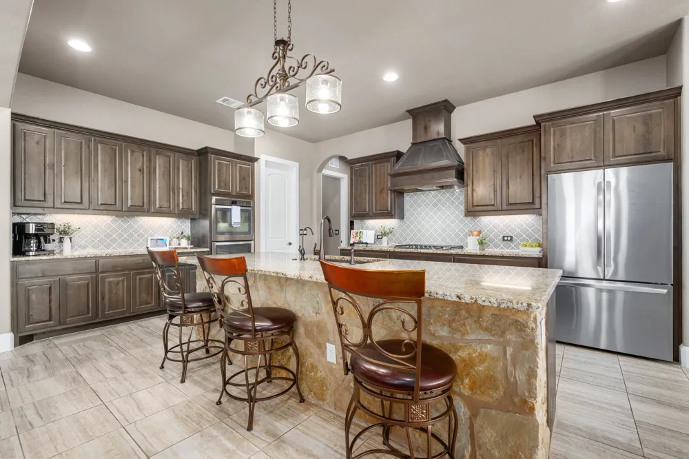 2220 Quarry Loop Leander, TX 78641