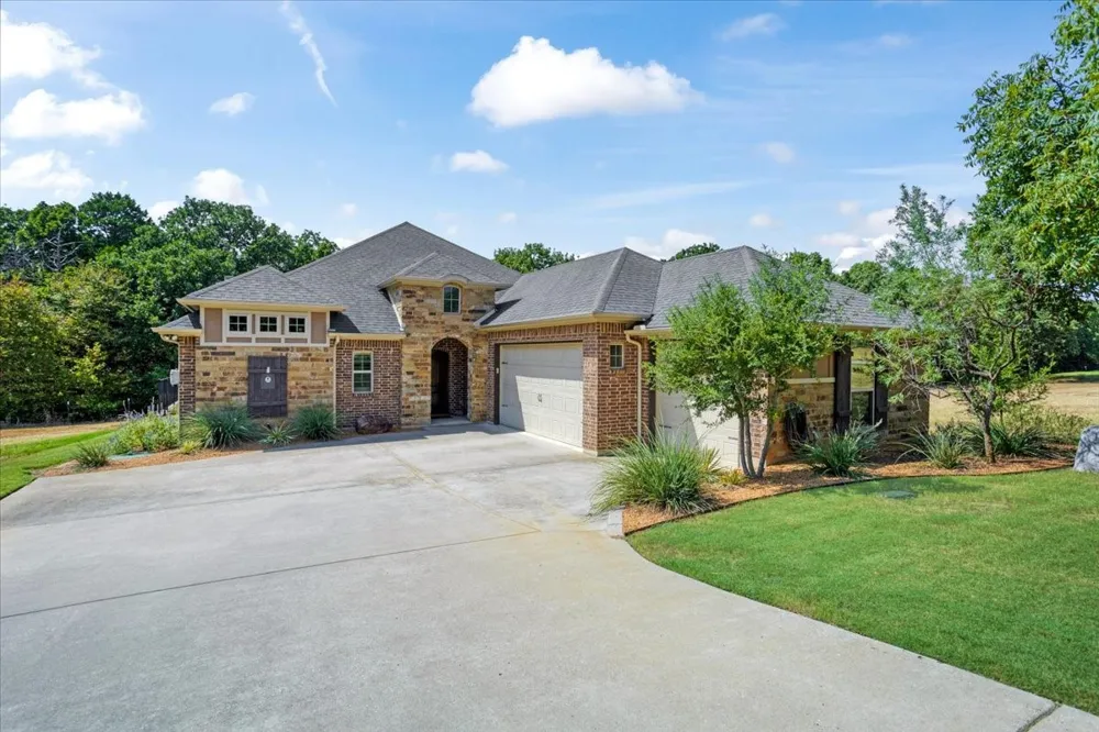 304 Dublin Circle Gordonville, TX 76245