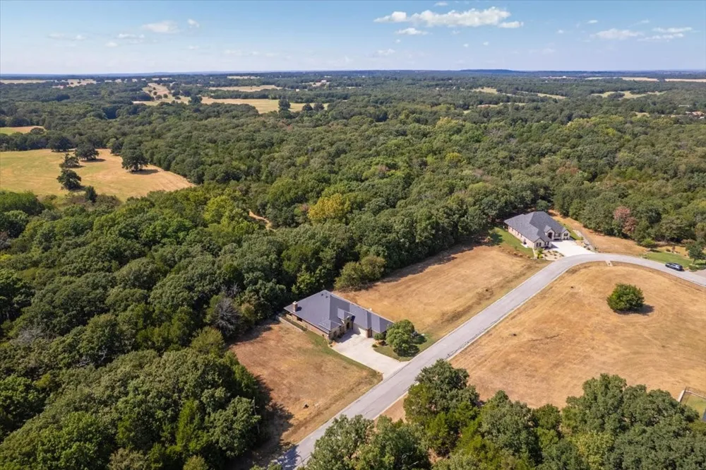 304 Dublin Circle Gordonville, TX 76245