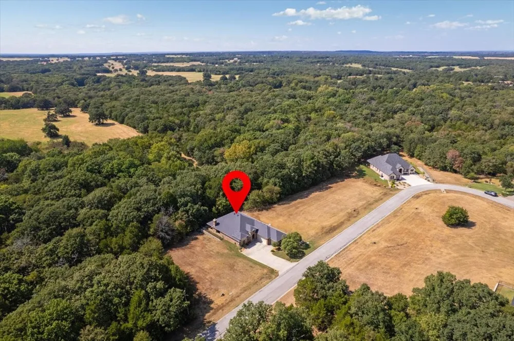 304 Dublin Circle Gordonville, TX 76245
