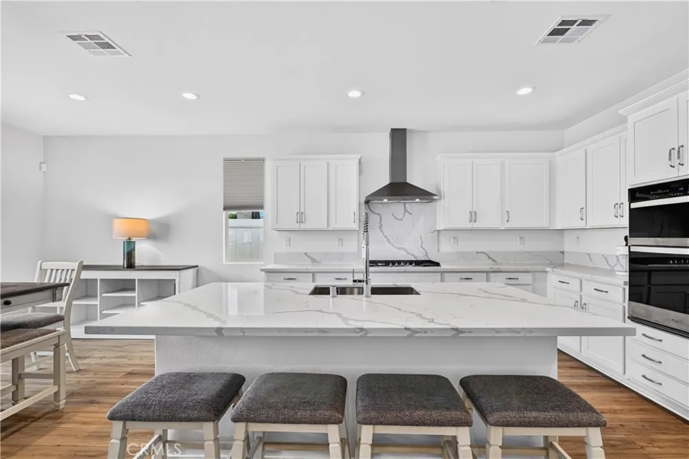 736 Augusta Drive Perris, CA 92571