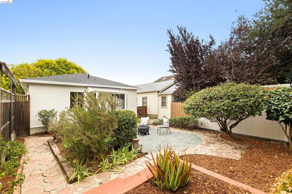 804 Madison St Albany, CA 94706