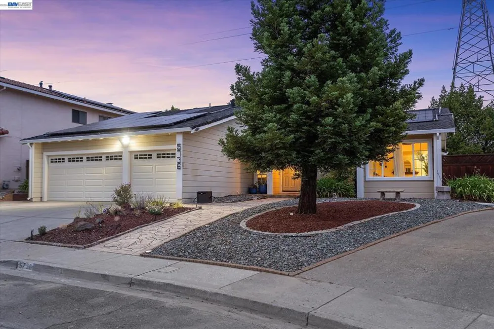 5736 Medallion Ct Castro Valley, CA 94552